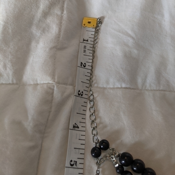 𝅺elegant Triple-Strand Black & Silver Necklace - Picture 7 of 7